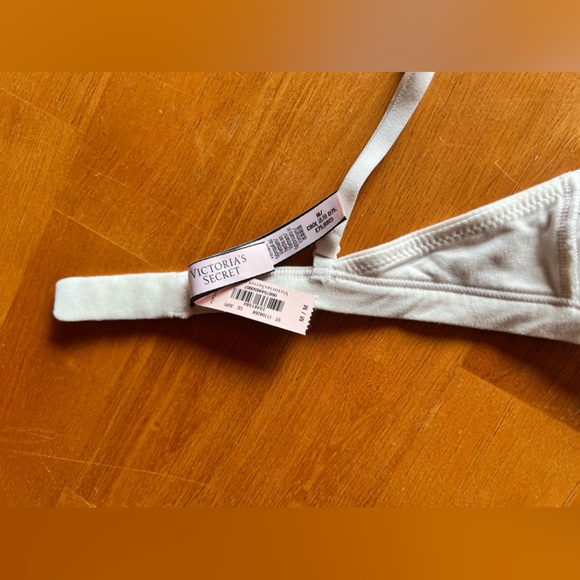 NWT’s Victorias Secret Bralette - Picture 5 of 5